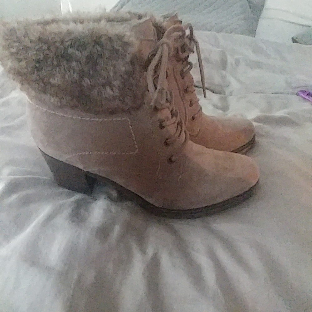 Sophie 17 Fur winter boots in the color Beige